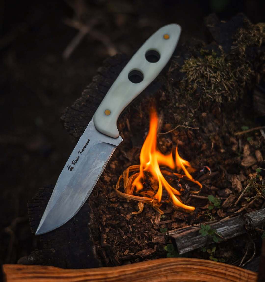 Ox Bone Whiteout Fixed Blade By Russ Kommer - Image 3