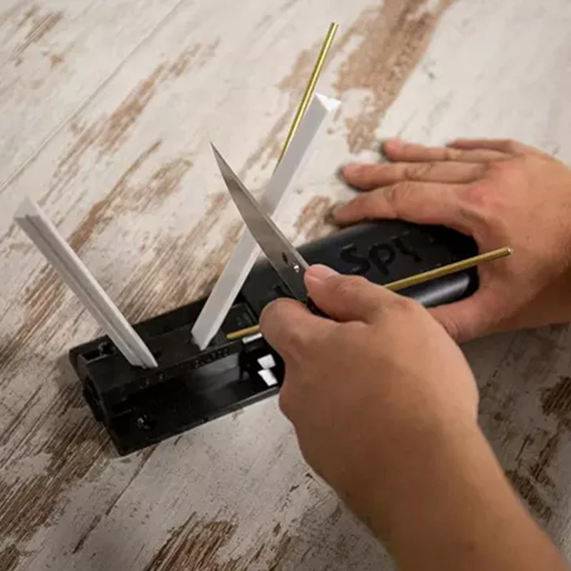 Spyderco Triangle Sharpmaker - 204MF - Image 5